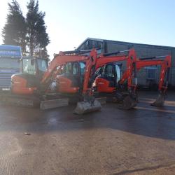 KUBOTA U55-4