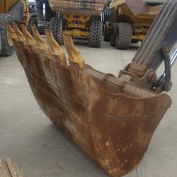 VOLVO EC220EL