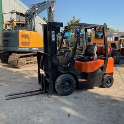 Doosan G25G