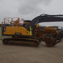 VOLVO EC220EL