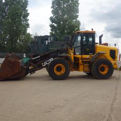 JCB 437HT
