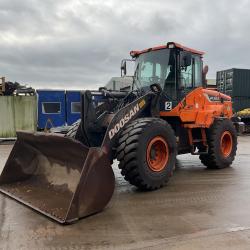 Doosan DL250