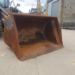 JCB 437HT