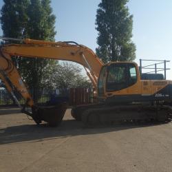 HYUNDAI 220LC-9
