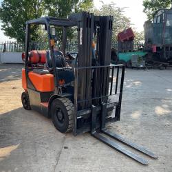 Doosan G25G