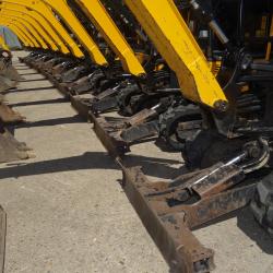JCB 15C-1