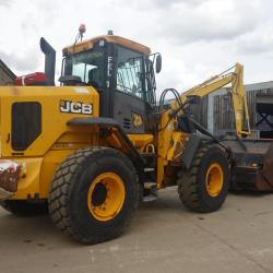 JCB 437HT
