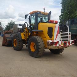 JCB 437HT
