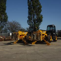 JCB 540-140 Hi Viz