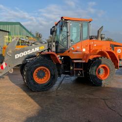 Doosan DL250-5