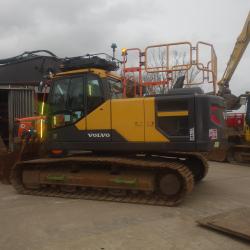 VOLVO EC220EL