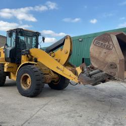 CAT 938M