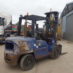 Nissan 4.5 Ton