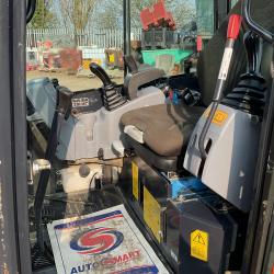 Kubota U27-4