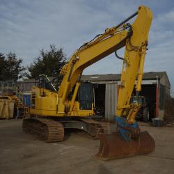 Komatsu PC228USLC-11